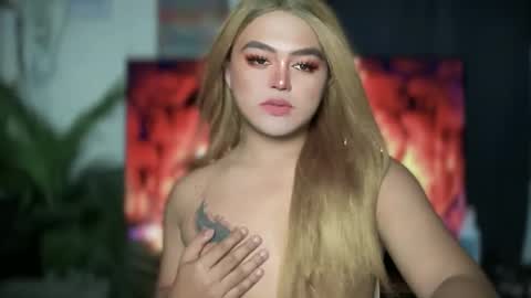 Snapshot of blackbarbiechantalxvx chatting on February 2, 1:30 pm blackbarbiechantalxvx online show from February 2, 1:30 pm