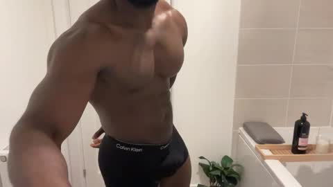 Blackgeminidude online show from May 5, 9:01 pm