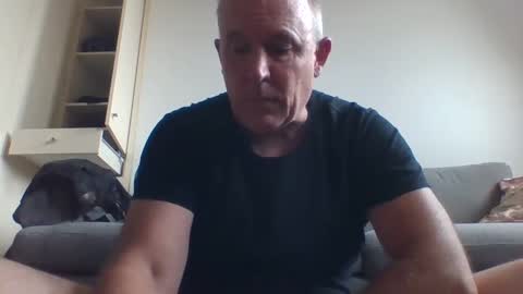 Snapshot of blackdog71 chatting on January 18, 7:49 am blackdog71 online show from January 18, 7:49 am