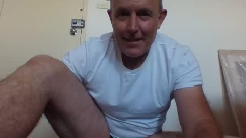 Snapshot of blackdog71 chatting on January 25, 6:23 am blackdog71 online show from January 25, 6:23 am