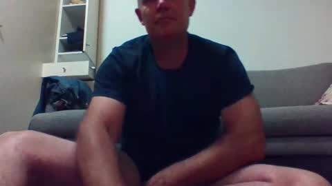 Snapshot of blackdog71 chatting on February 19, 9:39 am blackdog71 online show from February 19, 9:39 am