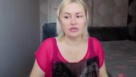 blackeyes11 online show from June 14, 1:58 am
