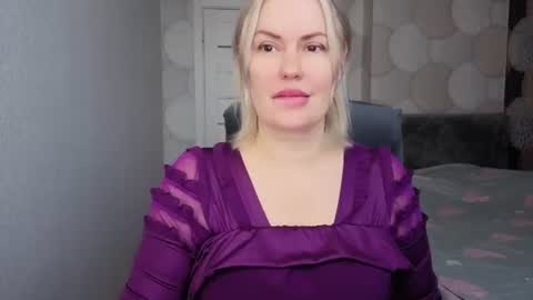 blackeyes11 online show from June 20, 1:52 am