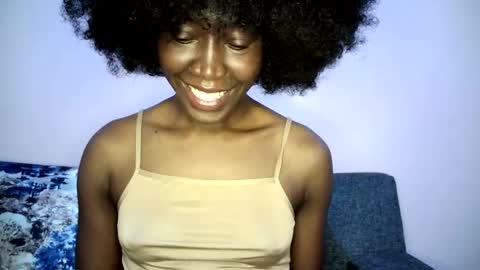 Snapshot of blackfairy01 chatting on April 6, 9:10 am blackfairy01 online show from April 6, 9:10 am