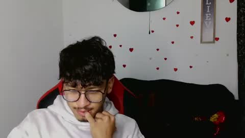 mateo online show from June 11, 12:32 am
