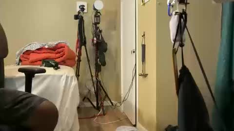 Snapshot of blackjag107 chatting on October 14, 2:23 am blackjag107 online show from October 14, 2:23 am