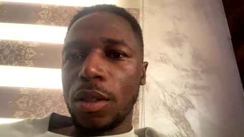 Snapshot of blackjob112 chatting on December 19, 10:00 am black online show from December 19, 10:00 am