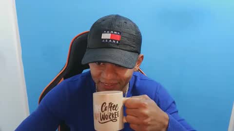 blackkiss_sweet online show from March 19, 8:40 am