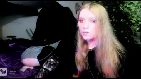 Morgane online show from March 8, 8:57 pm