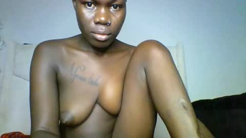 blackmarvel02 online show from February 23, 3:26 am