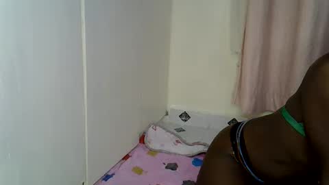 Snapshot of blackmela chatting on March 13, 10:05 pm Blackmela online show from March 13, 10:05 pm