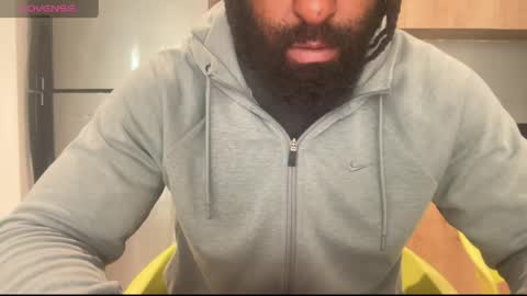 blackmuscles77 online show from April 4, 2:25 pm