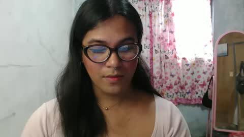 Ellez online show from February 20, 6:26 am