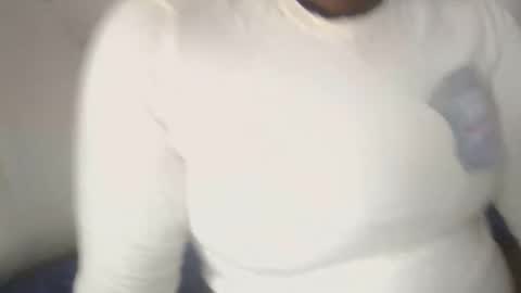 Snapshot of blackprincessstacy chatting on April 5, 5:15 am ask mme later online show from April 5, 5:15 am