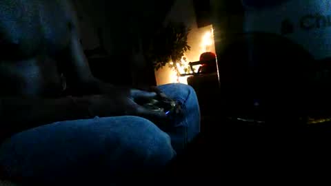 Snapshot of blackriches96 chatting on February 13, 6:09 am blackriches96 online show from February 13, 6:09 am