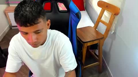 Snapshot of blacksex_boy chatting on October 9, 4:49 pm Marlon online show from October 9, 4:49 pm