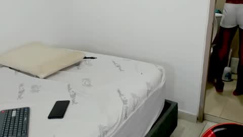 Snapshot of blacksex_boy chatting on February 4, 4:18 am Marlon online show from February 4, 4:18 am