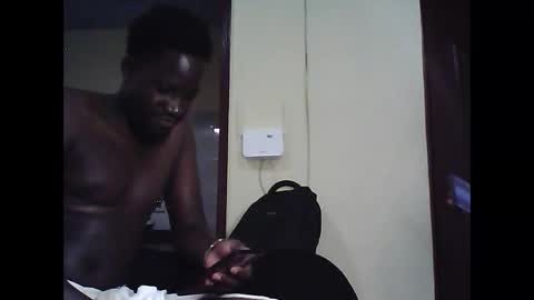 Snapshot of blacksweet254 chatting on March 24, 6:40 am blacksweet254 online show from March 24, 6:40 am