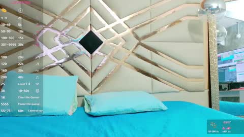 Snapshot of blacksweetiee chatting on September 17, 2:13 am Tifffany bllom online show from September 17, 2:13 am