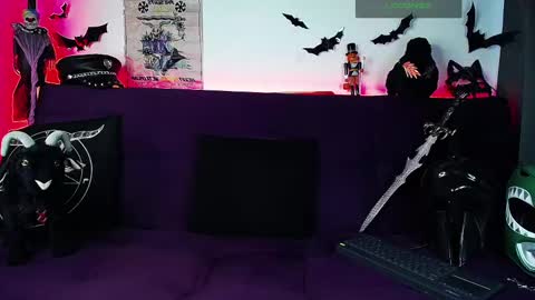 Snapshot of blackwolf_6 chatting on October 4, 6:50 pm Dave online show from October 4, 6:50 pm