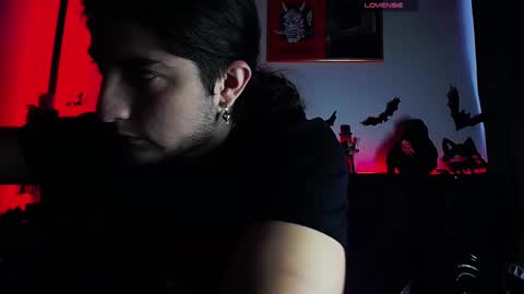 Snapshot of blackwolf_6 chatting on October 12, 3:44 pm Dave online show from October 12, 3:44 pm