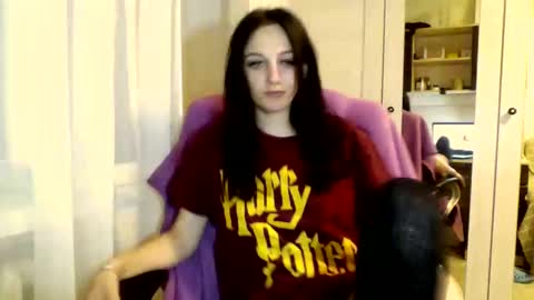 Snapshot of blacky_berry chatting on February 22, 8:42 pm Ivy online show from February 22, 8:42 pm
