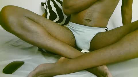 Snapshot of blackzilian_ chatting on October 4, 7:28 am HASSAN online show from October 4, 7:28 am