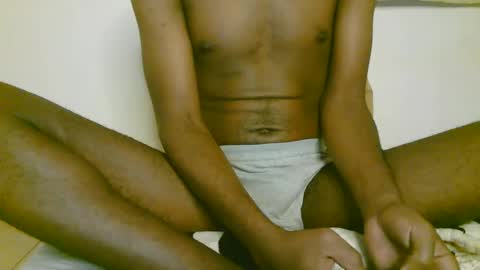 Snapshot of blackzilian_ chatting on October 27, 11:47 am HASSAN online show from October 27, 11:47 am