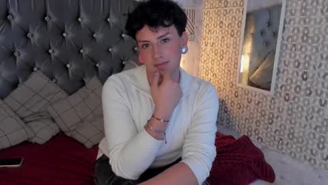 Snapshot of bladeenzo chatting on February 13, 4:30 am blade online show from February 13, 4:30 am