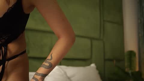 Snapshot of blair_levine chatting on January 11, 5:12 am Blair online show from January 11, 5:12 am