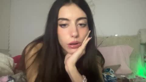 Snapshot of blairebliz chatting on January 10, 5:42 am blaire online show from January 10, 5:42 am