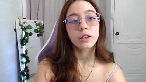   online show from November 28, 1:03 pm