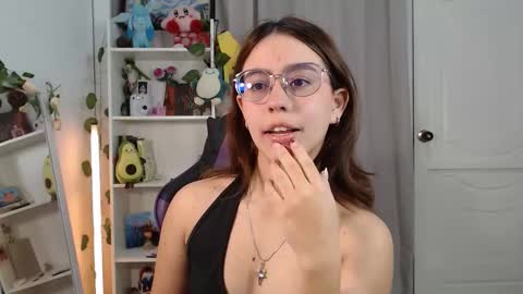 Snapshot of blairvicent chatting on February 24, 4:27 pm online show from February 24, 4:27 pm