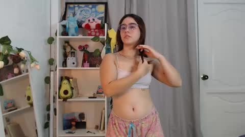 Snapshot of blairvicent chatting on March 4, 2:23 pm online show from March 4, 2:23 pm