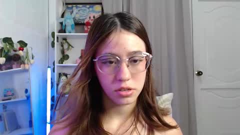 Snapshot of blairvicent chatting on March 26, 2:00 pm online show from March 26, 2:00 pm