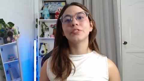 Snapshot of blairvicent chatting on March 30, 10:49 am online show from March 30, 10:49 am