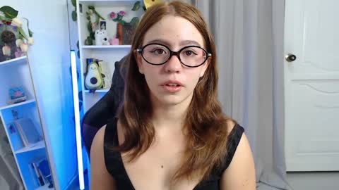 Snapshot of blairvicent chatting on April 2, 9:29 am online show from April 2, 9:29 am