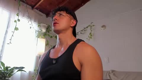 Blake Levi  Independent Model online show from May 16, 5:56 pm
