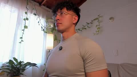 Blake Levi  Independent Model online show from May 22, 6:02 pm