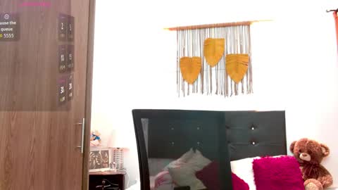 Snapshot of blakeadamss chatting on February 25, 12:26 pm Just Blake online show from February 25, 12:26 pm