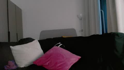 Snapshot of blakebexley chatting on September 20, 2:18 pm Blake Bexley online show from September 20, 2:18 pm