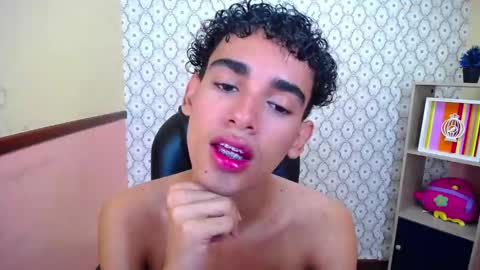 blakelovee online show from November 19, 7:03 pm