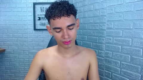 Snapshot of blakelovee chatting on March 12, 7:09 pm blakelovee online show from March 12, 7:09 pm