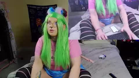 Snapshot of blakelytgirl chatting on February 17, 5:37 am Blakely Morningstar online show from February 17, 5:37 am