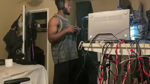 Snapshot of blakjag chatting on September 29, 2:16 am Blackjag00 online show from September 29, 2:16 am