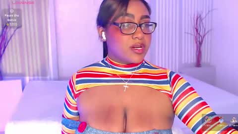 Snapshot of blakmillerrgilson1 chatting on February 20, 10:37 pm Blak Miller Gilson online show from February 20, 10:37 pm