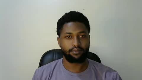 Snapshot of blakmoufaka chatting on October 24, 12:41 am blakmoufaka online show from October 24, 12:41 am