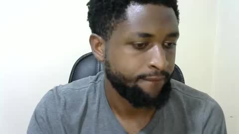 Snapshot of blakmoufaka chatting on October 27, 8:02 pm blakmoufaka online show from October 27, 8:02 pm