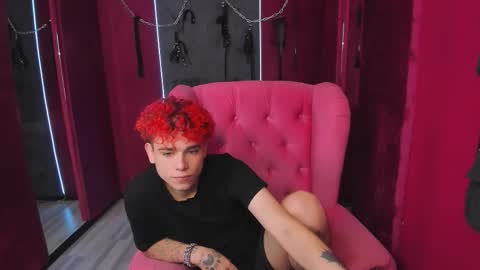 Snapshot of blalz_vok chatting on October 3, 9:23 pm Blaiz online show from October 3, 9:23 pm