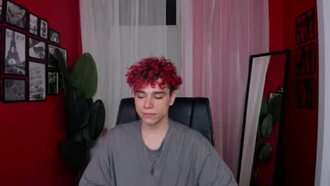 Snapshot of blalz_vok chatting on October 20, 8:42 pm Blaiz online show from October 20, 8:42 pm